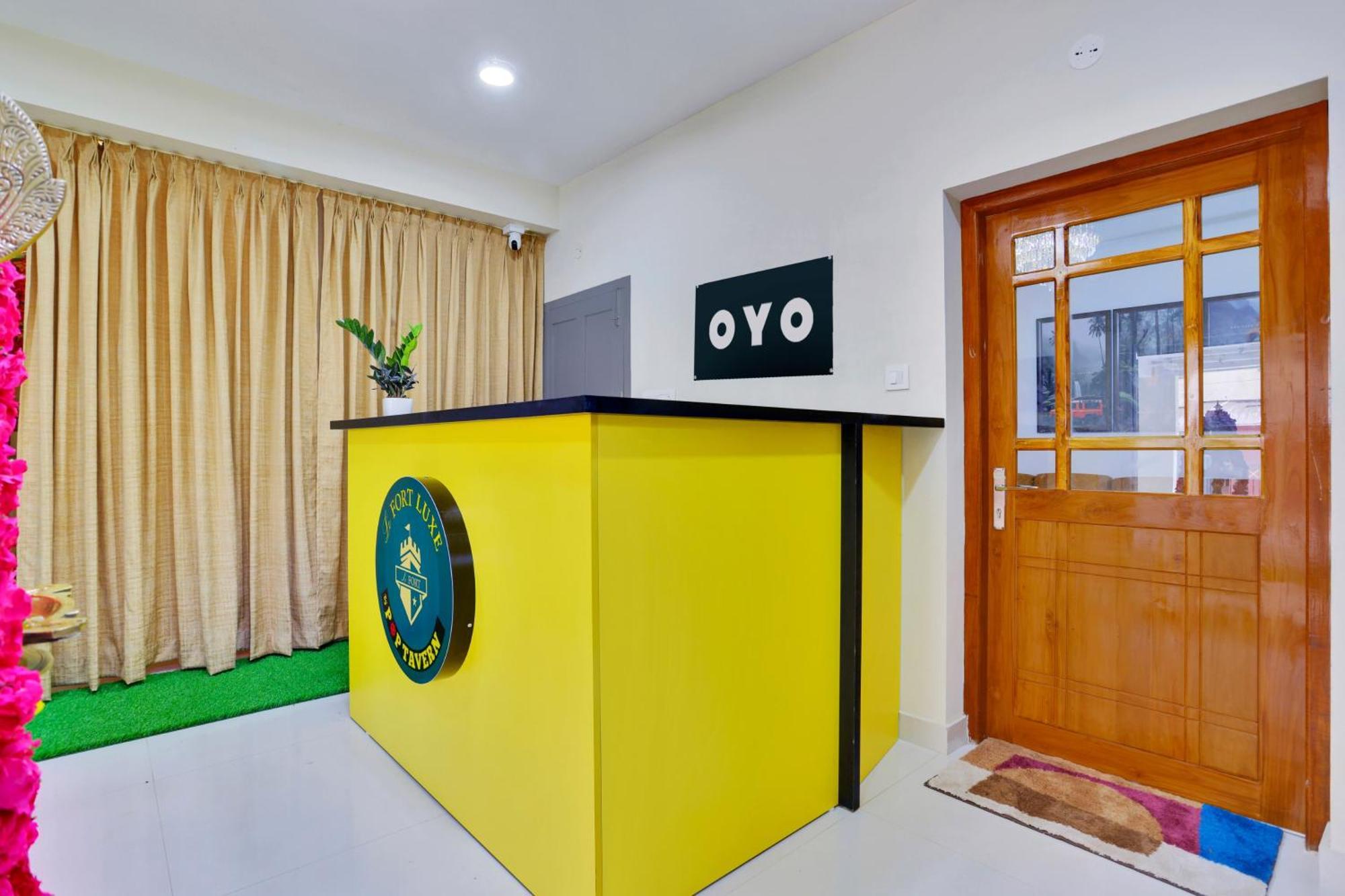 Collection O Lefort Luxe By Poptavern Hotel Thiruvananthapuram Exterior photo